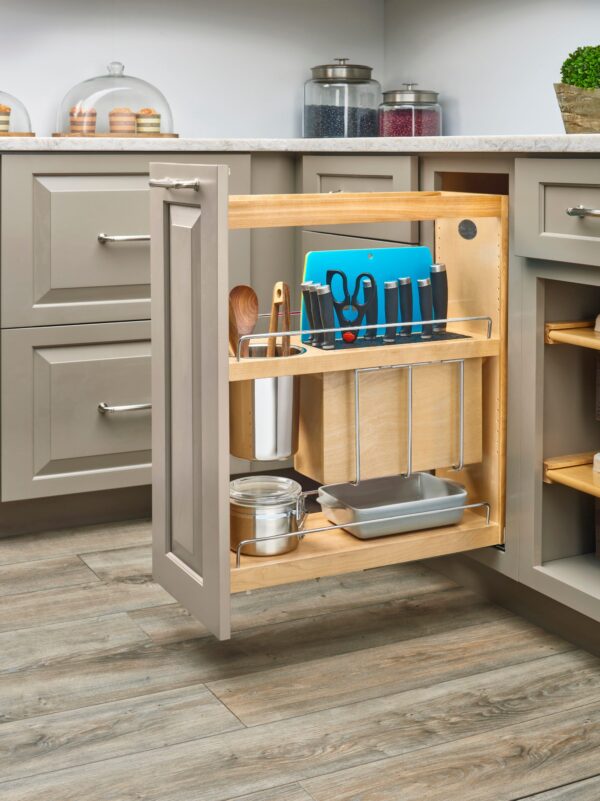 Natural Maple Bottom and Side Mount Knife Block/Utensil Pullout w/ BLUMOTION Soft-Close for 12" Face Frame - Image 3